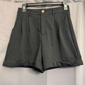 HALARA Black Textured High-Rise Cuffed Shorts